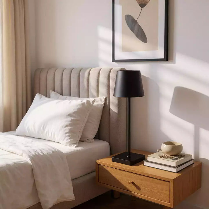 abajur siena preto em ambiente minimalista
