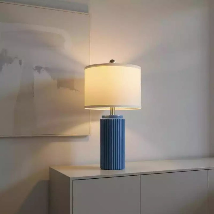 luminaria-design-azul-navy-mesa-biblioteca-intelectual