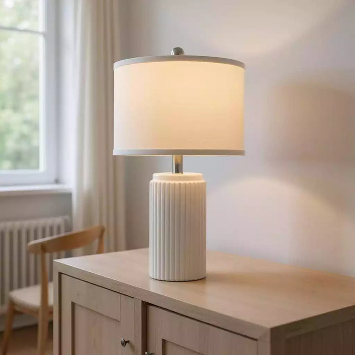 abajur-ceramica-bege-interruptor-rotativo-elegante