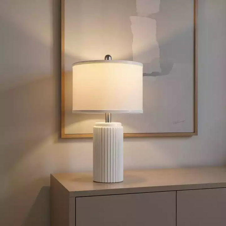 luminaria-elegante-bege-ambientes-refinados-naturais