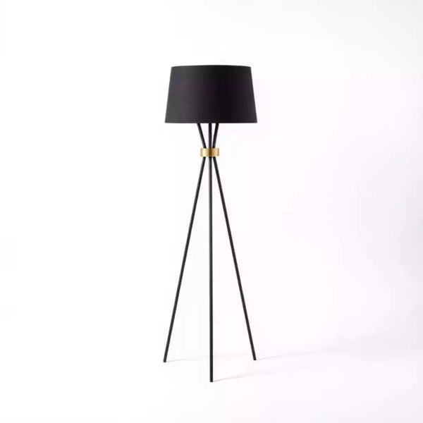 abajur-de-chao-preto-dourado-moderno