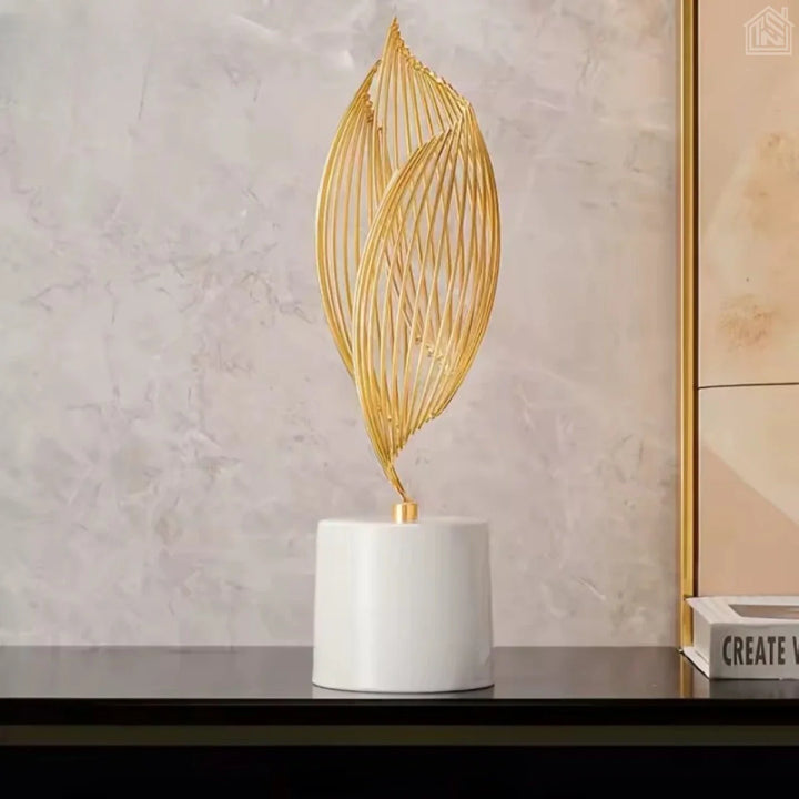 objetos-de-decoração-para-sala-dourado-e-branco