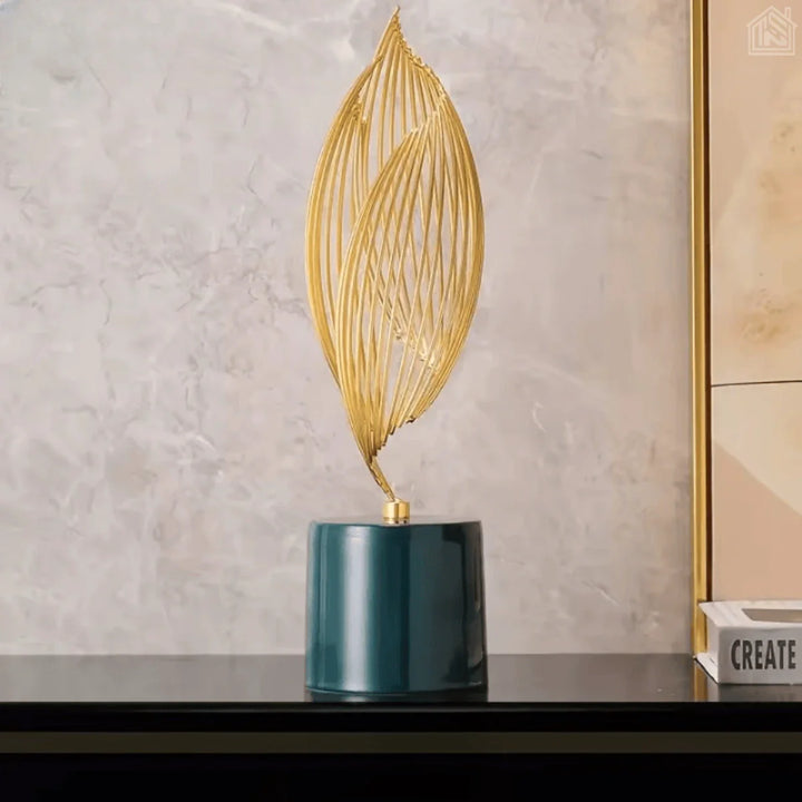 objetos-de-decoração-para-sala-verde-e-dourado